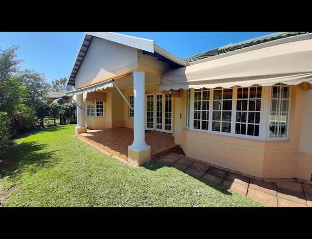 3 BEDROOM TOWNHOUSE TO LET IN SOMERSET VALLEY ESTATE